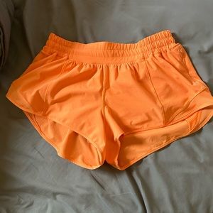 Lululemon Hotty Hot LR 2.5”